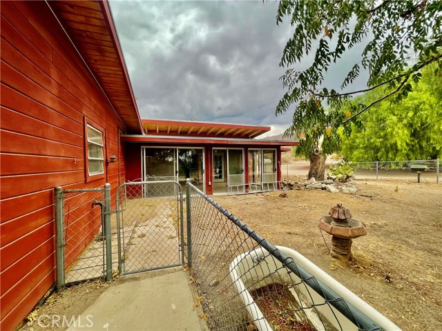 Detail Gallery Image 8 of 24 For 9260 Lanning Ln, Morongo Valley,  CA 92256 - 2 Beds | 1 Baths