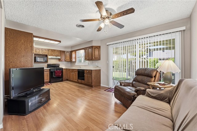 Detail Gallery Image 12 of 32 For 10529 Corley, Whittier,  CA 90604 - 4 Beds | 2 Baths