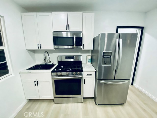 Detail Gallery Image 20 of 23 For 1528 E 11th St, Long Beach,  CA 90813 - 3 Beds | 2 Baths