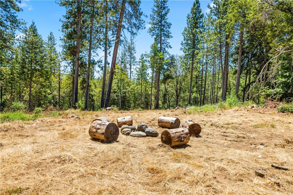 https://media.crmls.org/medias/6bd95fd9-9bbf-4794-b58a-60e5119106e4.jpg?preset=X-Large