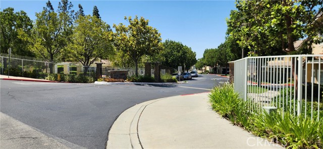 Detail Gallery Image 13 of 16 For 28504 Lucca Ct, Lake Forest,  CA 92679 - 2 Beds | 2 Baths