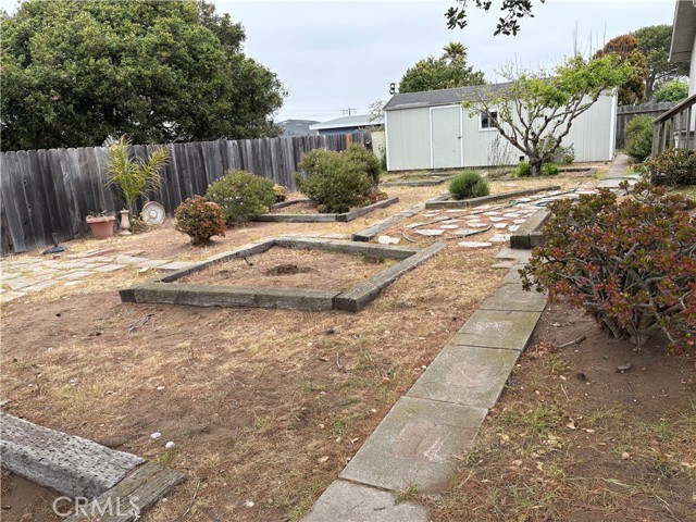 Image 24 of 36 For 640 Manzanita Drive