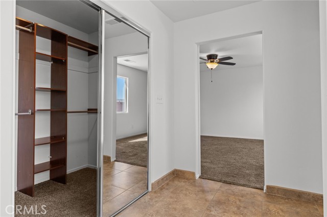 Detail Gallery Image 30 of 48 For 12303 Midtowne Dr, Bakersfield,  CA 93312 - 5 Beds | 2/1 Baths