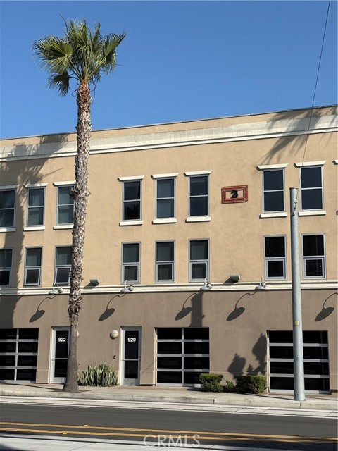 920 E Santa Ana BLVD