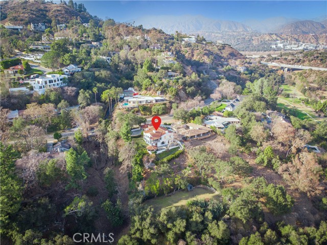 1812 Linda Vista Avenue, Pasadena CA: https://media.crmls.org/medias/6bdc3187-5817-4f73-b839-92a5ac387d7a.jpg