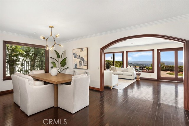 6150 E West View Drive, Orange CA: https://media.crmls.org/medias/6bdc7251-6d2c-472f-bdf7-d69cf691cb94.jpg