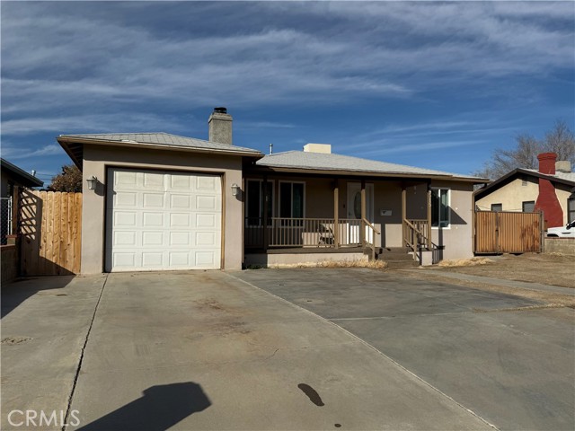 Detail Gallery Image 1 of 28 For 44515 Fern Ave, Lancaster,  CA 93534 - 2 Beds | 1 Baths