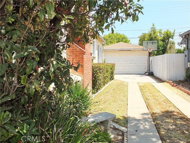 Image 2 for 3906 Marron Ave, Long Beach, CA 90807