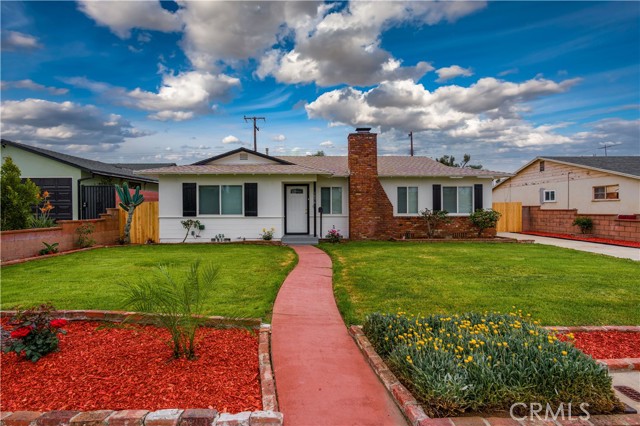 Detail Gallery Image 1 of 21 For 1096 E Columbia Ave, Pomona,  CA 91767 - 3 Beds | 2 Baths