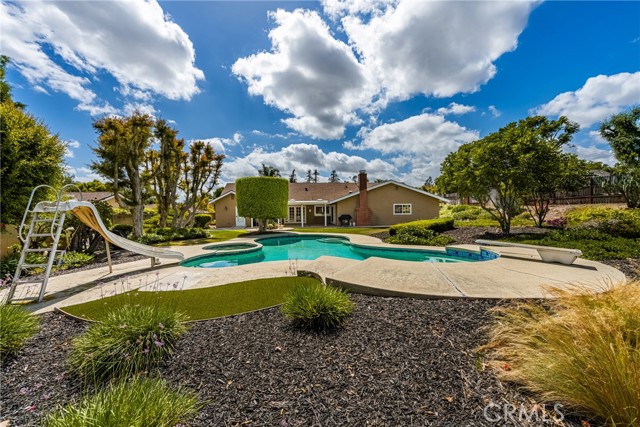 property-img