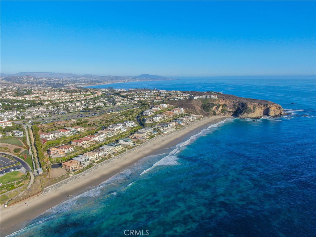 https://media.crmls.org/medias/6bded43a-7f6b-4d14-a61a-52c76264bf5b.jpg?preset=X-Large