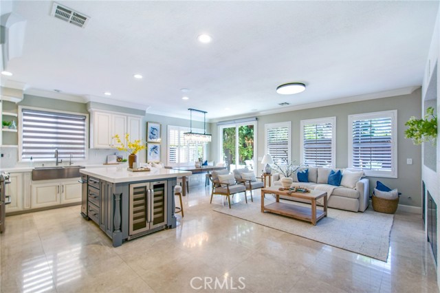 Detail Gallery Image 9 of 55 For 1012 Doria, Anaheim,  CA 92801 - 5 Beds | 3 Baths