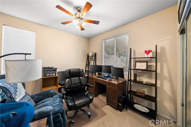 Detail Gallery Image 13 of 46 For 13120 Bay Meadows Ct, Corona,  CA 92883 - 5 Beds | 3 Baths