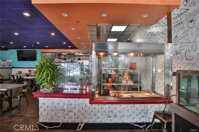 1425 Artesia Blvd, Gardena CA: https://media.crmls.org/medias/6be1aec1-1ebc-401c-817b-5597a5fa0dd7.jpg