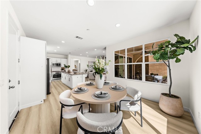 Detail Gallery Image 11 of 42 For 114 Cultivate, Irvine,  CA 92618 - 4 Beds | 3/1 Baths