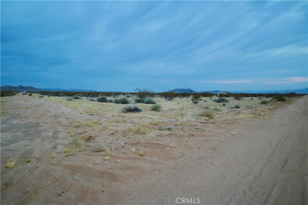 MLS #OC25148379 image #15