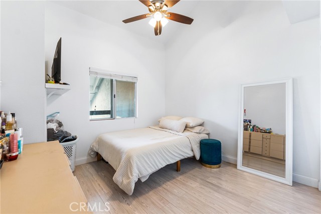 Detail Gallery Image 21 of 36 For 26873 Claudette St #112,  Canyon Country,  CA 91351 - 2 Beds | 2 Baths