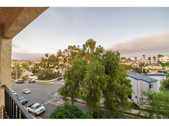 Detail Gallery Image 16 of 34 For 1534 Buena Vista #C,  San Clemente,  CA 92672 - 1 Beds | 1 Baths