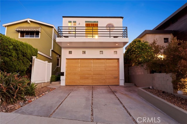 1108 1st Place, Hermosa Beach, California 90254, 3 Bedrooms Bedrooms, ,2 BathroomsBathrooms,Residential,Sold,1st,SB22157669