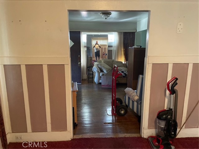 5125 avenue Woodlawn, Los Angeles CA: https://media.crmls.org/medias/6be3fa65-0997-43c2-8935-04a9f37fa653.jpg