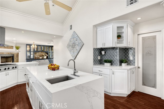 Detail Gallery Image 9 of 31 For 1002 Mariposa Dr, Brea,  CA 92821 - 4 Beds | 2 Baths