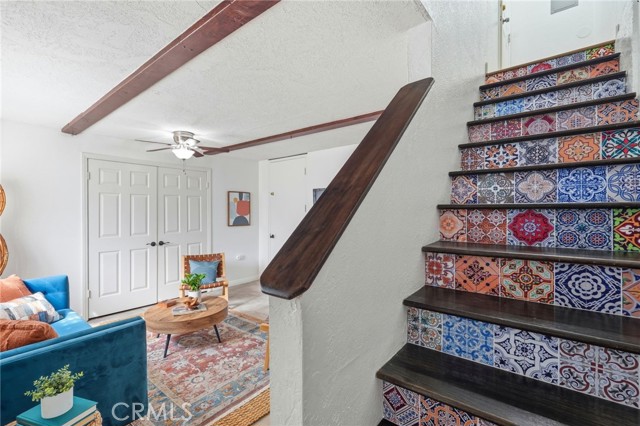 Detail Gallery Image 22 of 30 For 7304 Balboa #C,  Lake Balboa,  CA 91406 - 3 Beds | 3/1 Baths