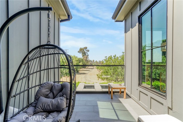 4961 Edgerton Avenue, Encino CA: https://media.crmls.org/medias/6be4db68-dafa-4b49-ad5a-538ca7e0a668.jpg