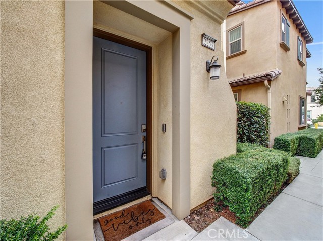 Detail Gallery Image 4 of 18 For 2253 Apple Ct, Upland,  CA 91786 - 3 Beds | 2/1 Baths