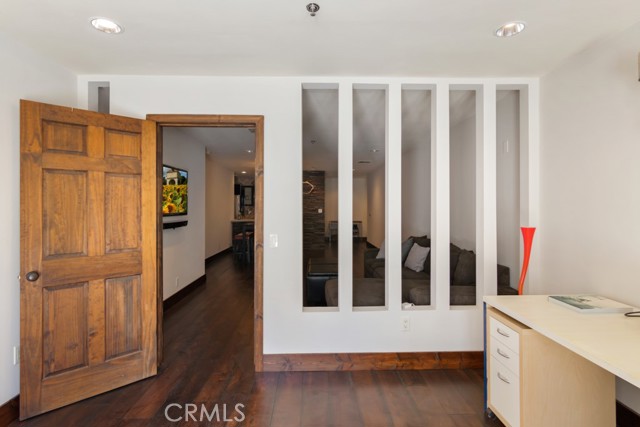 Detail Gallery Image 30 of 41 For 1040 4th St #112,  Santa Monica,  CA 90403 - 1 Beds | 1 Baths