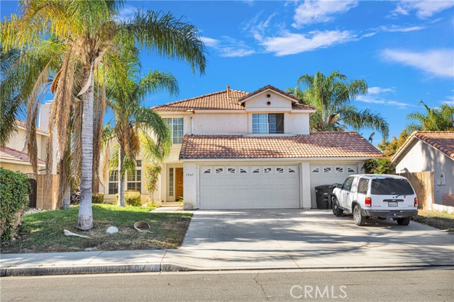 Detail Gallery Image 2 of 43 For 1947 Harbor Dr, Hemet,  CA 92545 - 4 Beds | 2/1 Baths