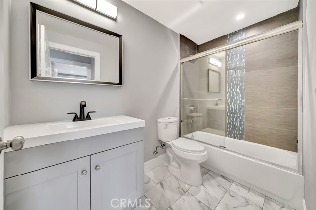 Detail Gallery Image 6 of 10 For 7958 Amestoy Ave, Van Nuys,  CA 91406 - 1 Beds | 1 Baths