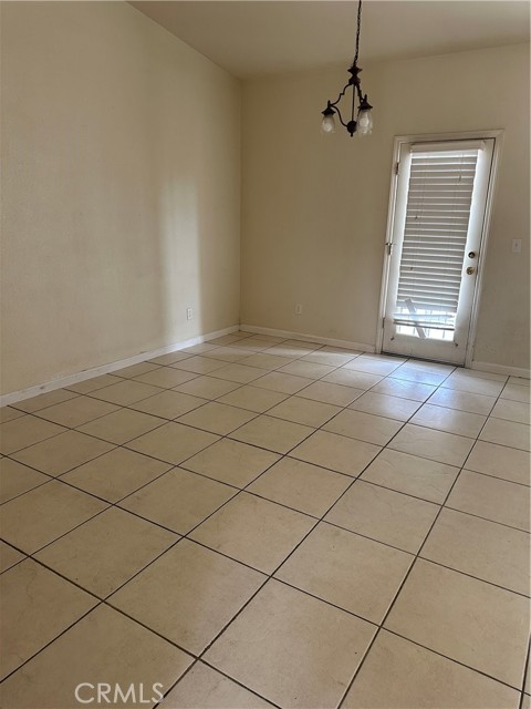 Detail Gallery Image 6 of 24 For 692 Gateway, Merced,  CA 95340 - 3 Beds | 2 Baths