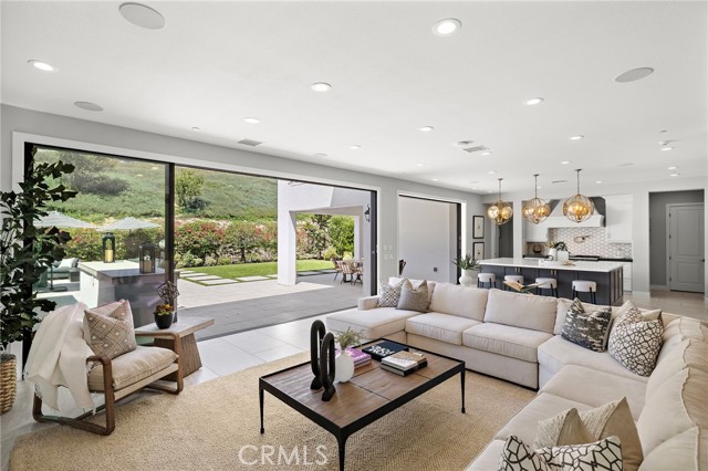 93 Interstellar, Irvine CA: https://media.crmls.org/medias/6be87ef4-f7db-4082-b9f4-510e20e9d607.jpg
