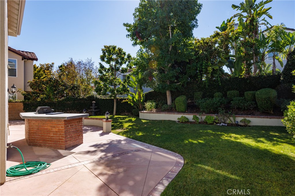 https://media.crmls.org/medias/6be9975f-60a5-4639-9eac-992c08c6cbd0.jpg?preset=X-Large
