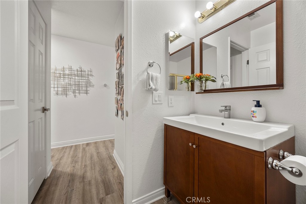 6be9a82d E112 4112 B855 A6f514a4327f