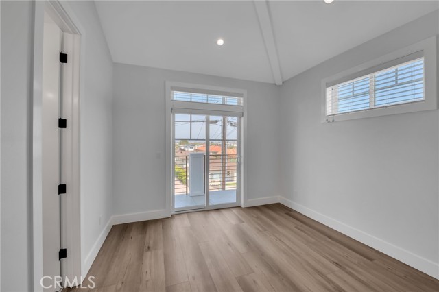 Detail Gallery Image 22 of 63 For 2304 Harriman Ln a,  Redondo Beach,  CA 90278 - 4 Beds | 3/1 Baths