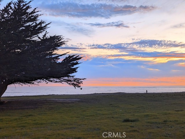 121 Magellan Avenue, Half Moon Bay CA: https://media.crmls.org/medias/6bea3cac-cf70-4ef1-a4f2-a66d119714d6.jpg