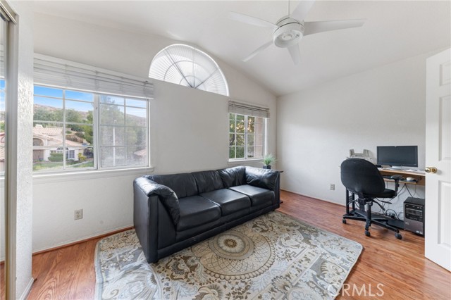 40420 Valiente Drive, Palmdale CA: https://media.crmls.org/medias/6bea46bb-beba-4df5-8ca2-7d0a70bf10e5.jpg
