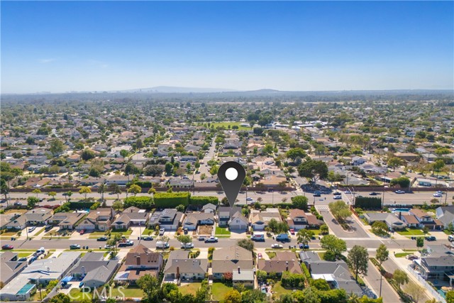 11771 Paseo Bonita, Los Alamitos CA: https://media.crmls.org/medias/6bea5c8d-7cb8-4db2-8117-cb6ff5530afb.jpg