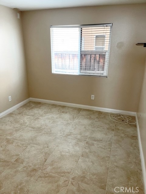 Detail Gallery Image 23 of 63 For 5220 Holstein Way, Jurupa Valley,  CA 92509 - 3 Beds | 2 Baths