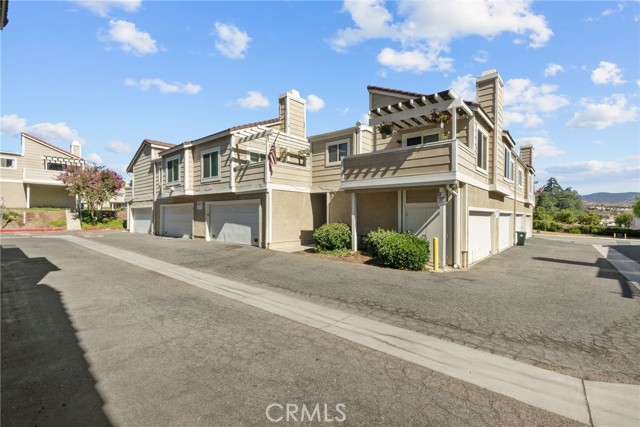 31321 The Old Road, Castaic CA: https://media.crmls.org/medias/6becbf01-1c35-4070-b5c8-b588e8f2d267.jpg