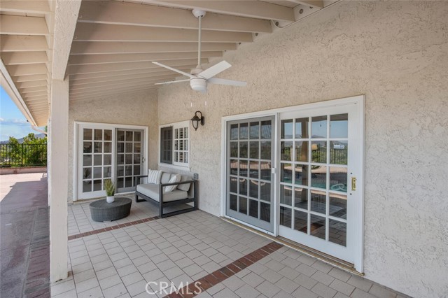 2039 Channelford Road, Westlake Village CA: https://media.crmls.org/medias/6beda30b-9b0d-4eae-b992-9659476eb913.jpg