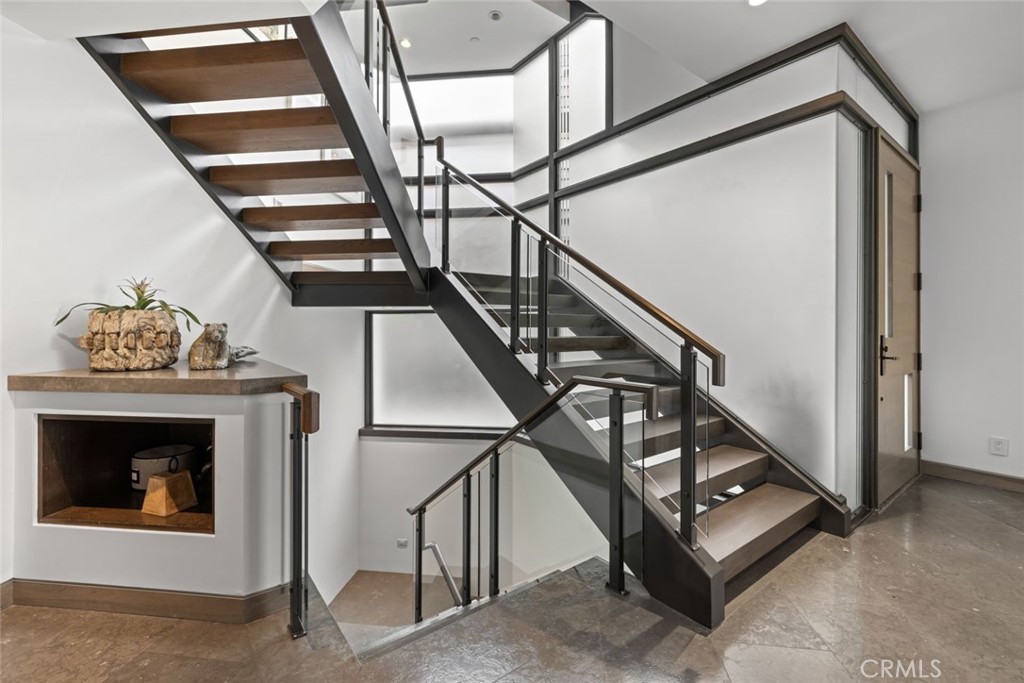 6bedcef0 A718 4903 A936 F681af350a22