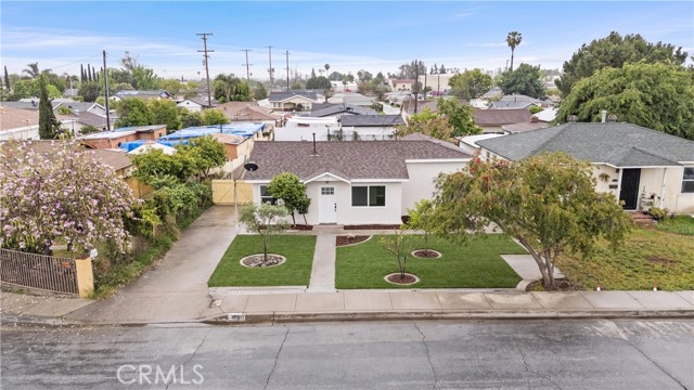 Detail Gallery Image 3 of 36 For 920 W Hollyvale St, Azusa,  CA 91702 - 2 Beds | 2 Baths