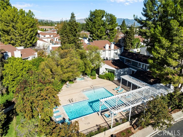 Detail Gallery Image 39 of 46 For 10061 Melinda Way #2,  Northridge,  CA 91325 - 2 Beds | 2/1 Baths