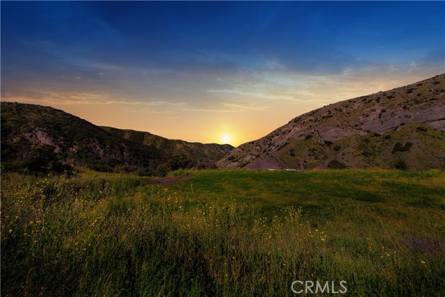 15902 Hope Street, Silverado Canyon CA: https://media.crmls.org/medias/6bef663e-7143-41af-bb43-09b510d234a6.jpg