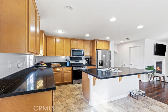 Detail Gallery Image 6 of 27 For 10382 Sparkling Dr #1,  Rancho Cucamonga,  CA 91730 - 2 Beds | 2 Baths