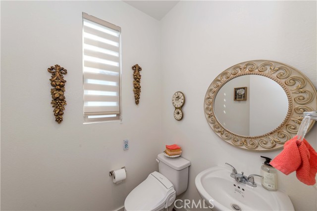 Detail Gallery Image 23 of 29 For 111 E Knox Dr, La Habra,  CA 90631 - 2 Beds | 2/1 Baths