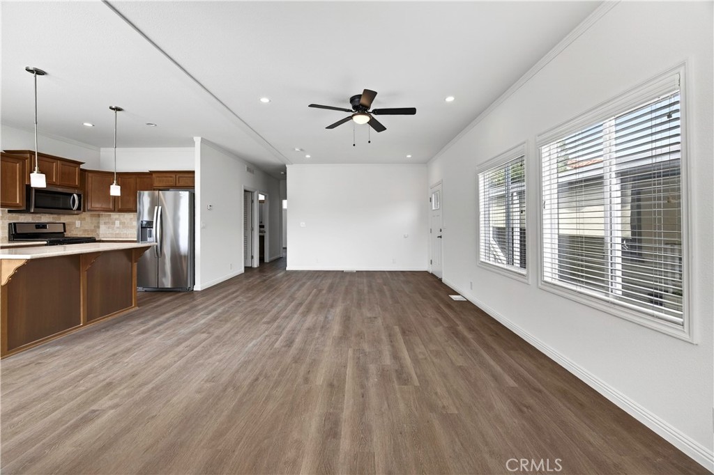 MLS #OC26069261 image #9