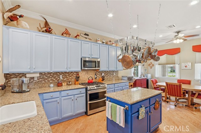 5206 Corte del Cabo, Hemet CA: https://media.crmls.org/medias/6bf16b82-3a19-4fb9-a64b-41b6334cbe17.jpg